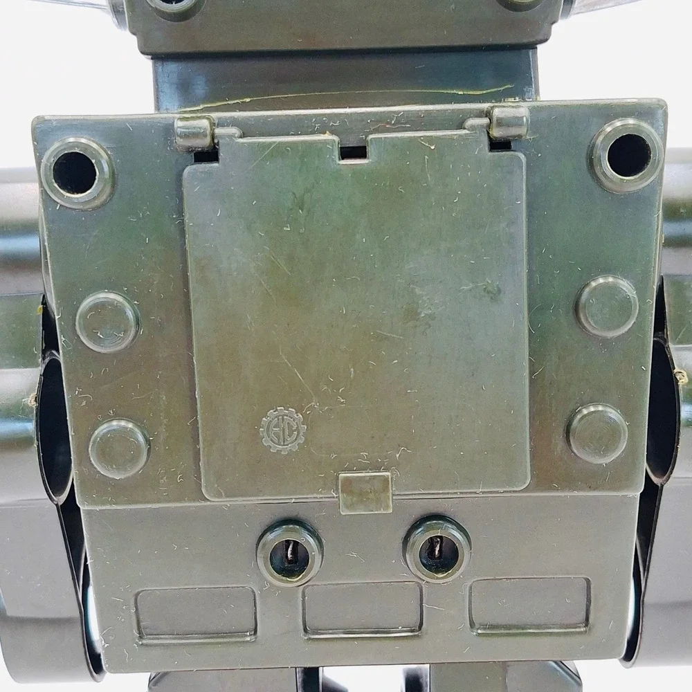 Vintage Follow the Leader TV Robot No 1049 Hong Kong 11